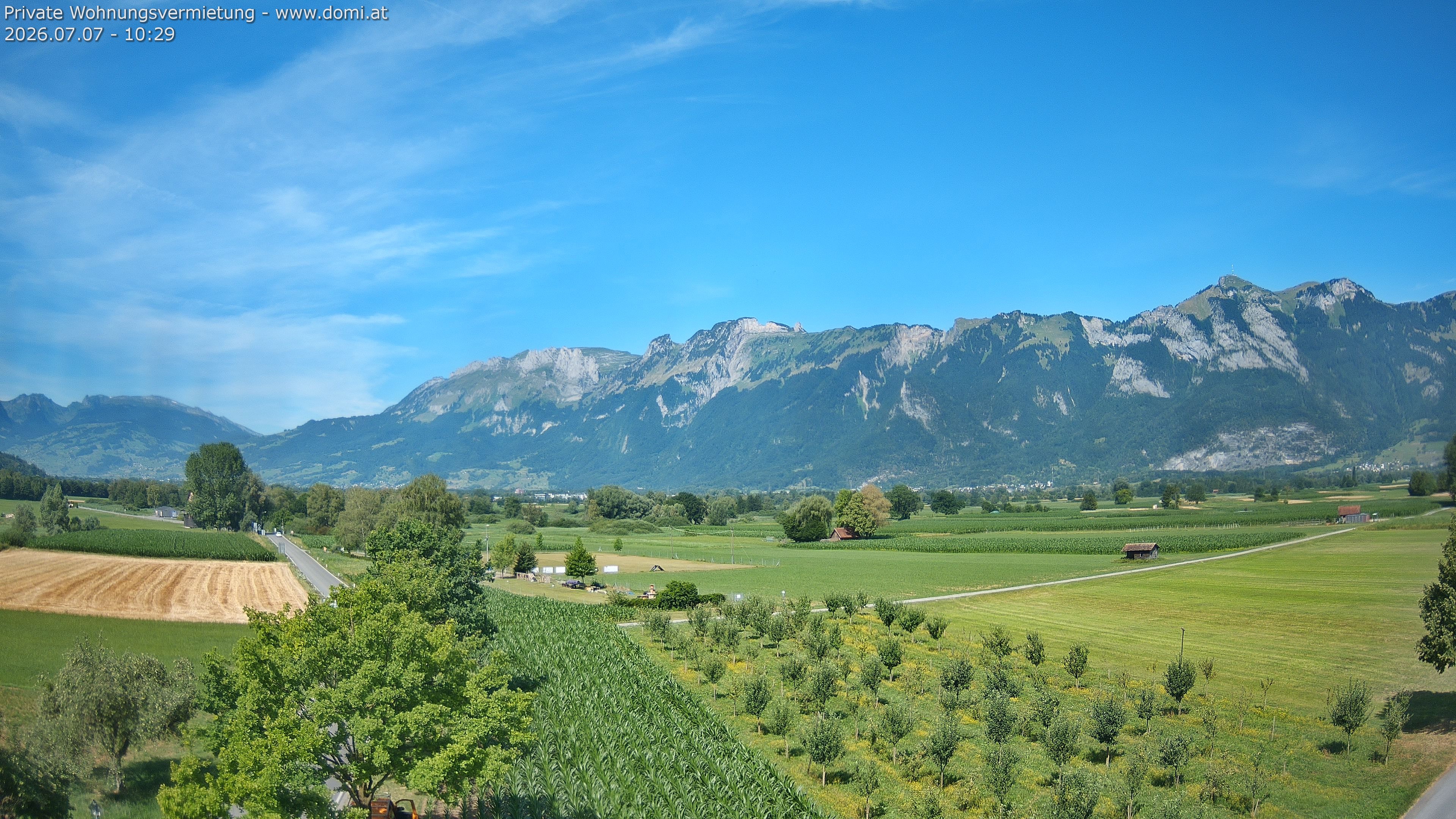 Archived image Webcam View of the Hoher Kasten, Furgglenfirst and Kamor from Feldkirch