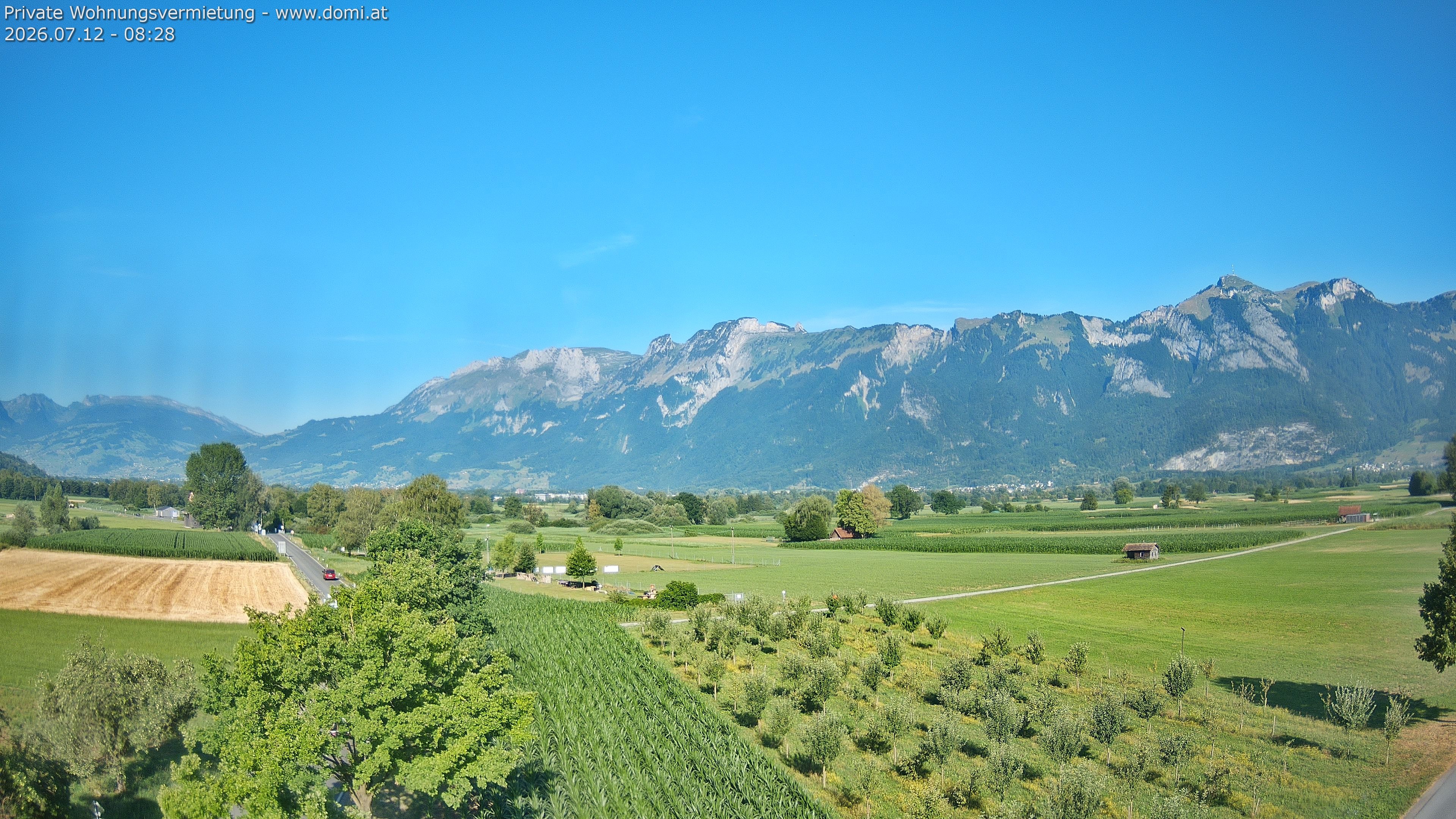 Archived image Webcam View of the Hoher Kasten, Furgglenfirst and Kamor from Feldkirch