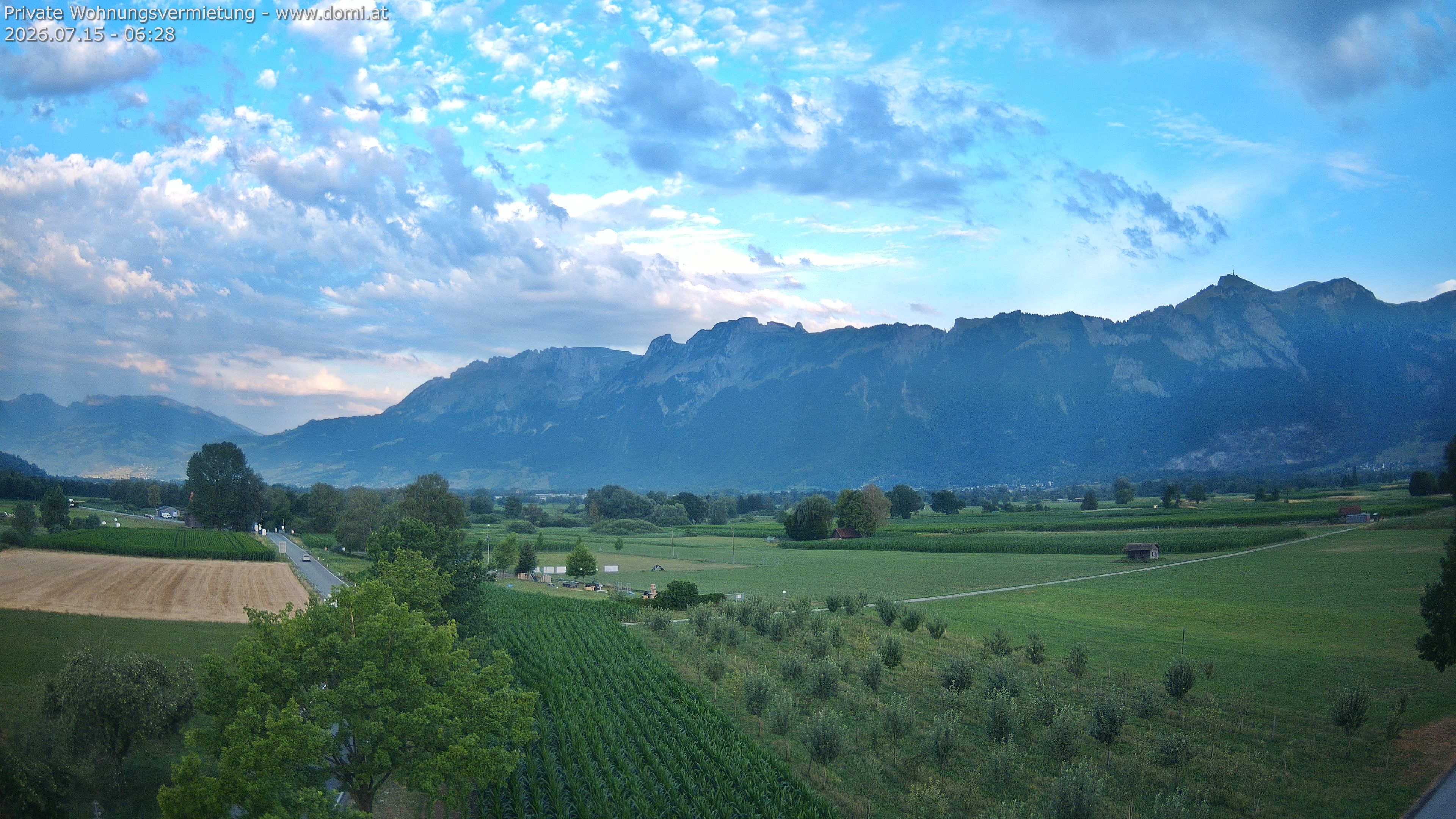Archiv Foto Webcam Ausblick von Feldkirch auf Hohen Kasten, Furgglenfirst und Kamor