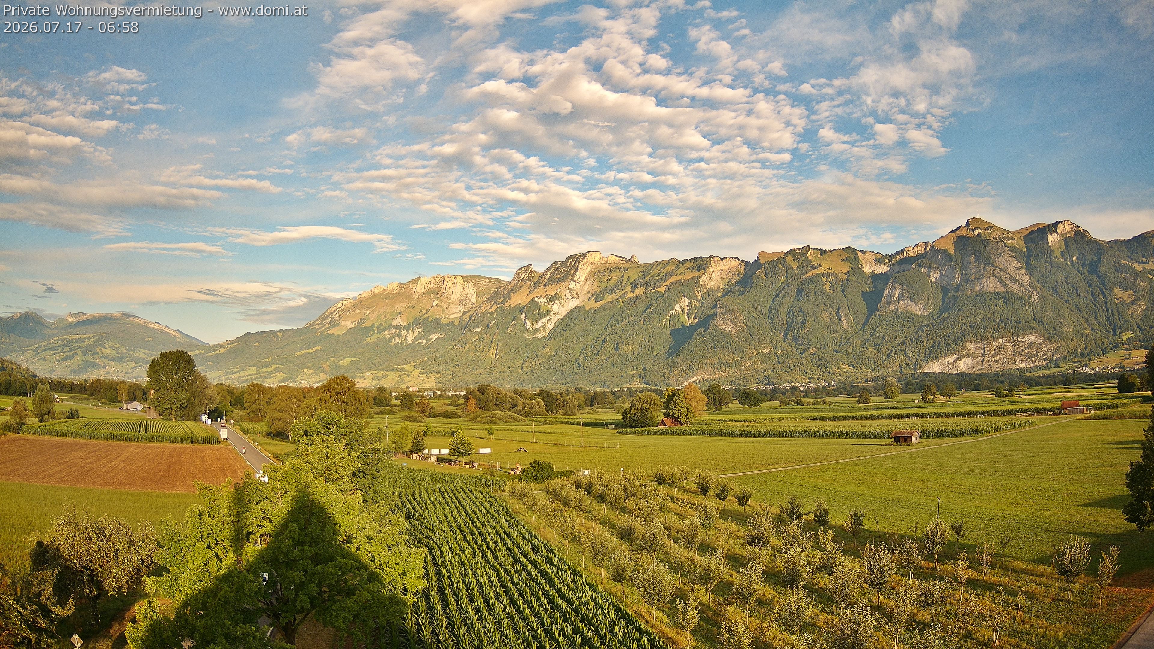Archiv Foto Webcam Ausblick von Feldkirch auf Hohen Kasten, Furgglenfirst und Kamor