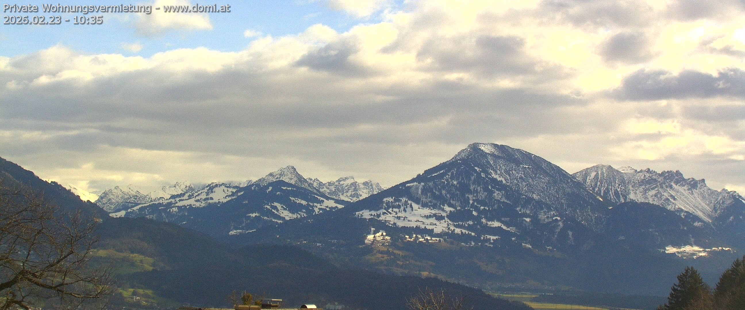 Archiv Foto Webcam Ausblick von Gampelün auf Walgau, Hoher Fraßen und Breithorn
