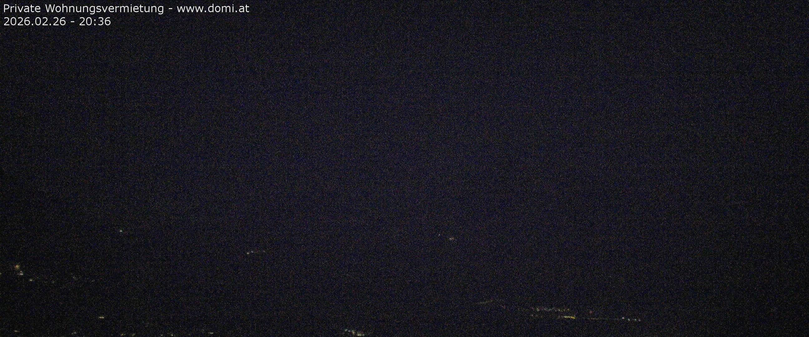 Archived image Webcam View of Walgau, Hoher Fraßen and Breithorn from Gampelün