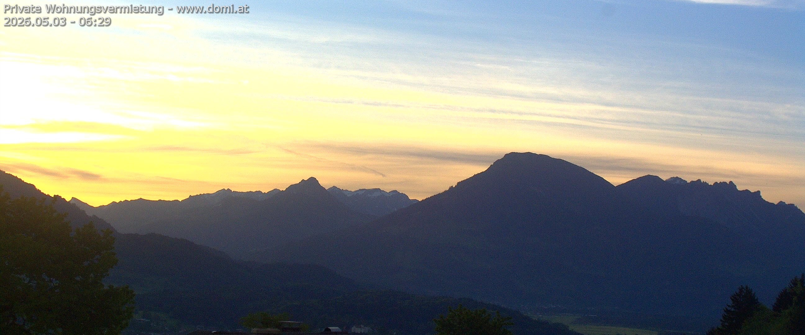 Archiv Foto Webcam Ausblick von Gampelün auf Walgau, Hoher Fraßen und Breithorn