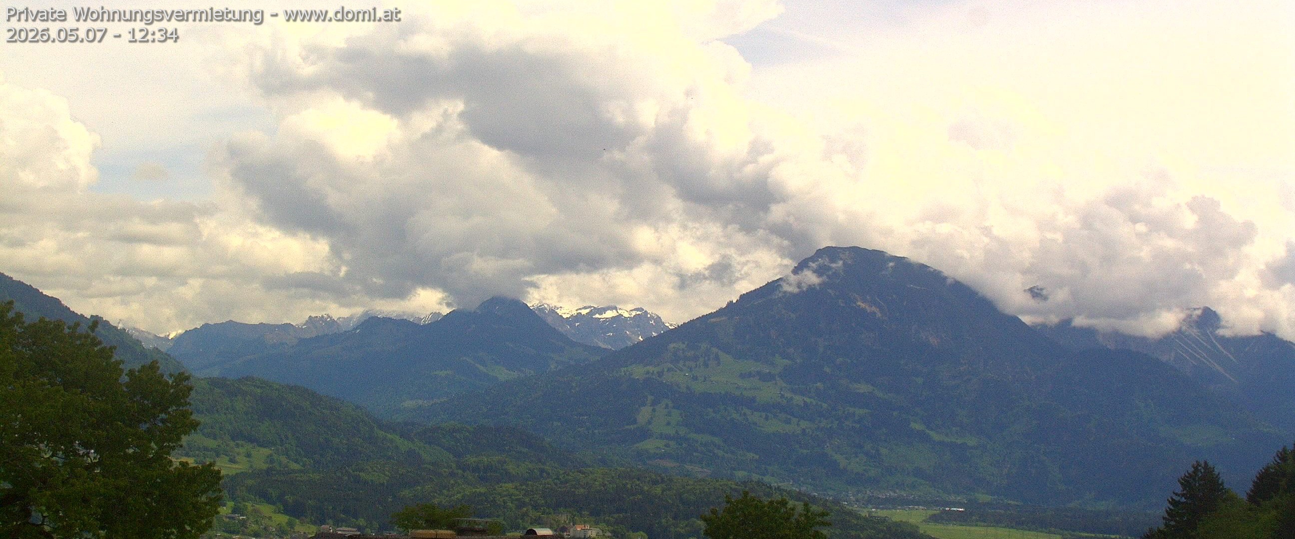Archiv Foto Webcam Ausblick von Gampelün auf Walgau, Hoher Fraßen und Breithorn
