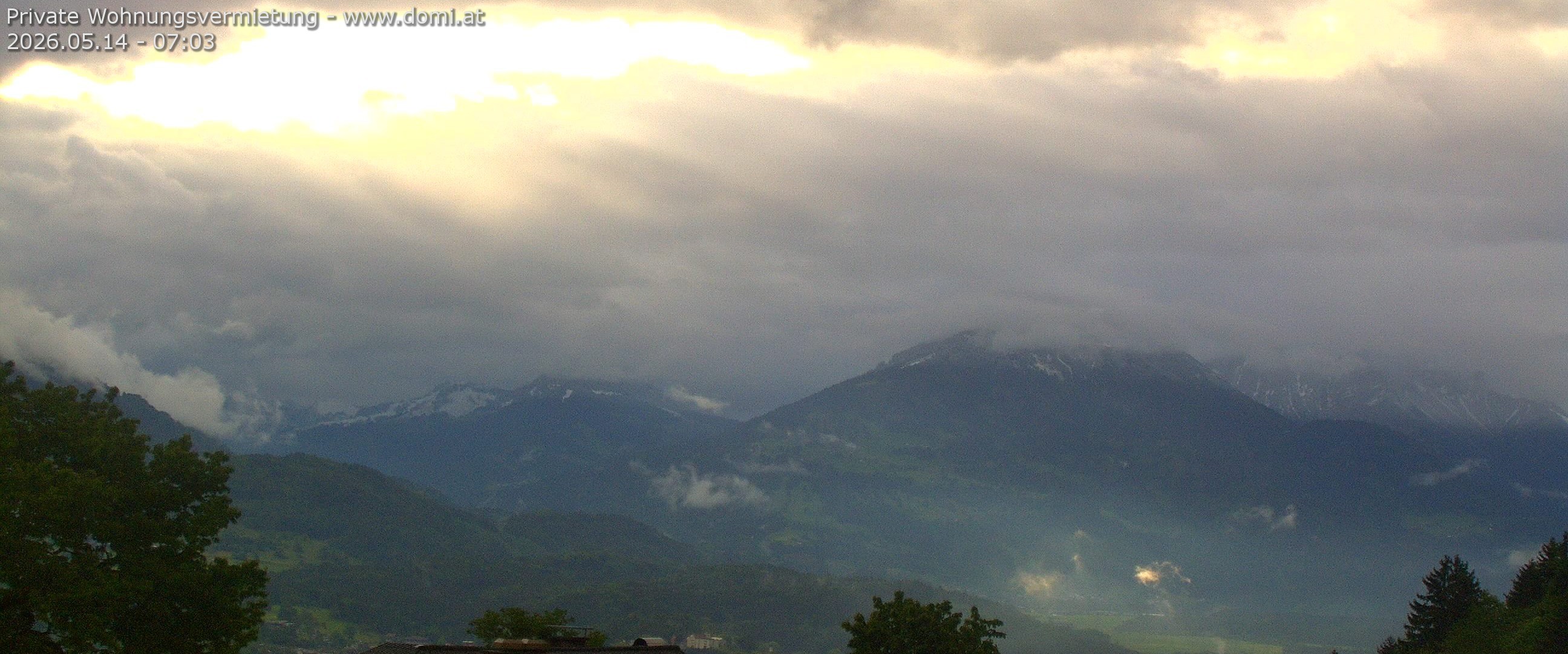 Archiv Foto Webcam Ausblick von Gampelün auf Walgau, Hoher Fraßen und Breithorn