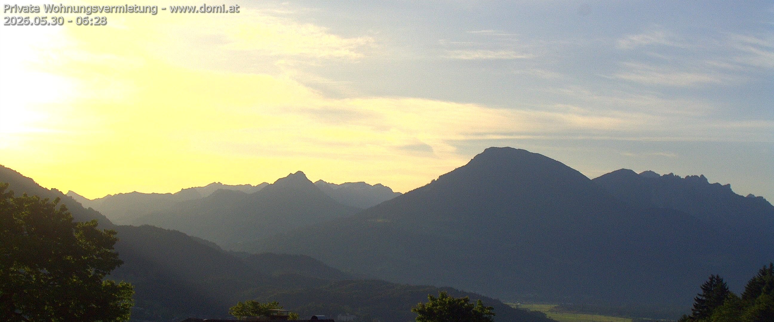 Archiv Foto Webcam Ausblick von Gampelün auf Walgau, Hoher Fraßen und Breithorn