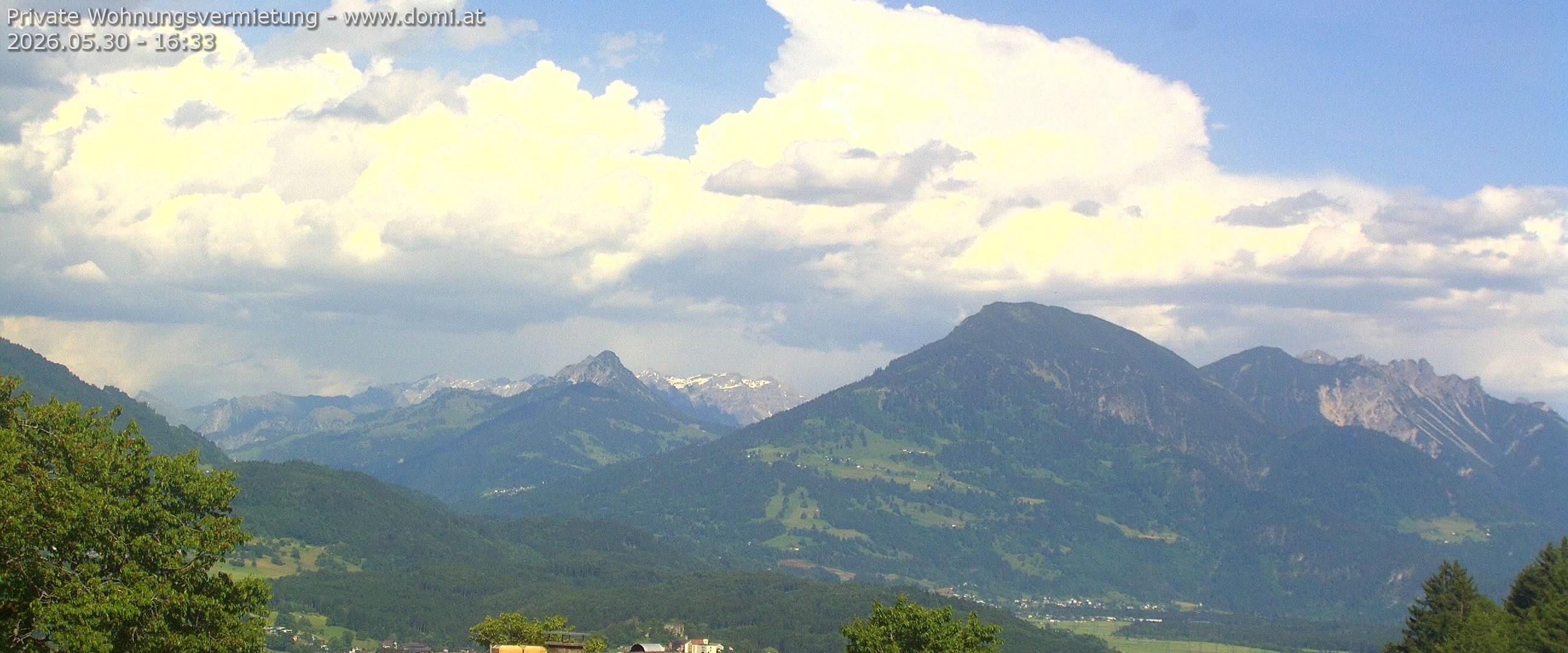 Archiv Foto Webcam Ausblick von Gampelün auf Walgau, Hoher Fraßen und Breithorn