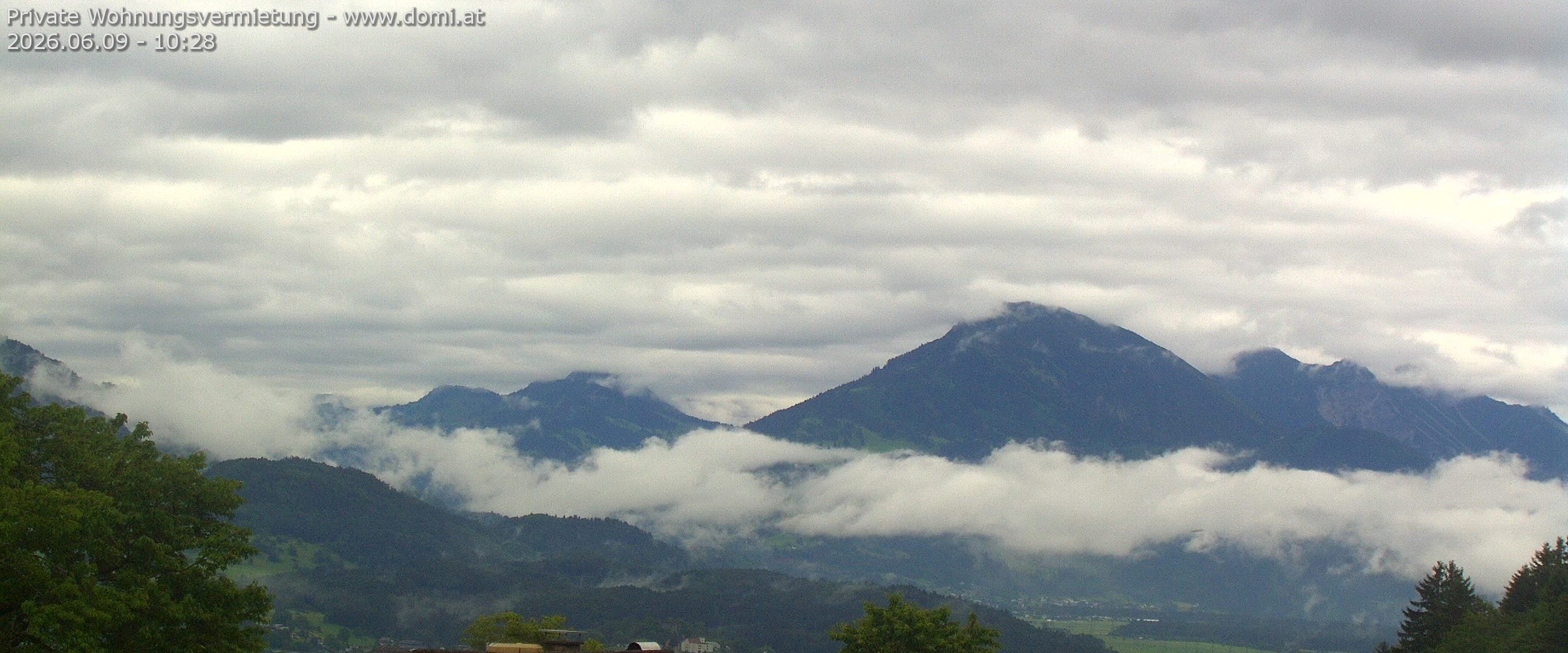 Archiv Foto Webcam Ausblick von Gampelün auf Walgau, Hoher Fraßen und Breithorn
