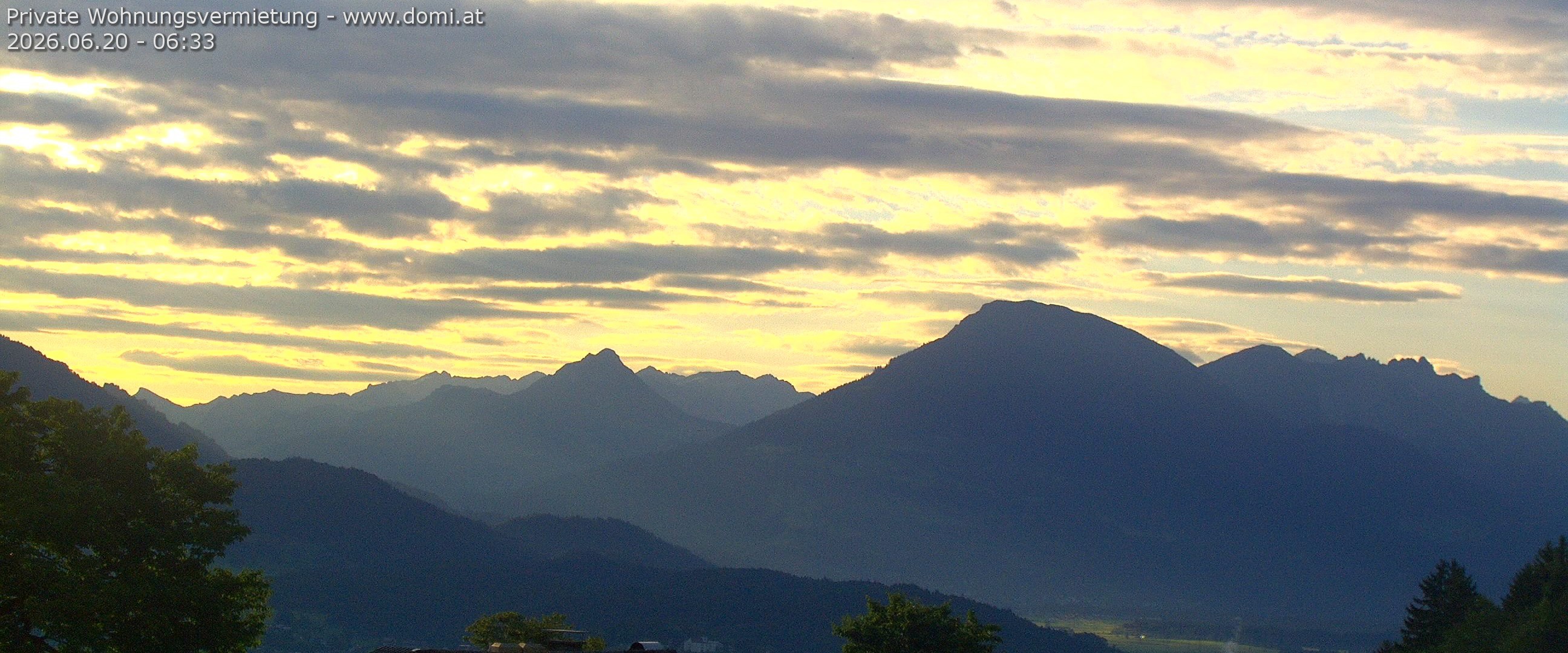 Archiv Foto Webcam Ausblick von Gampelün auf Walgau, Hoher Fraßen und Breithorn