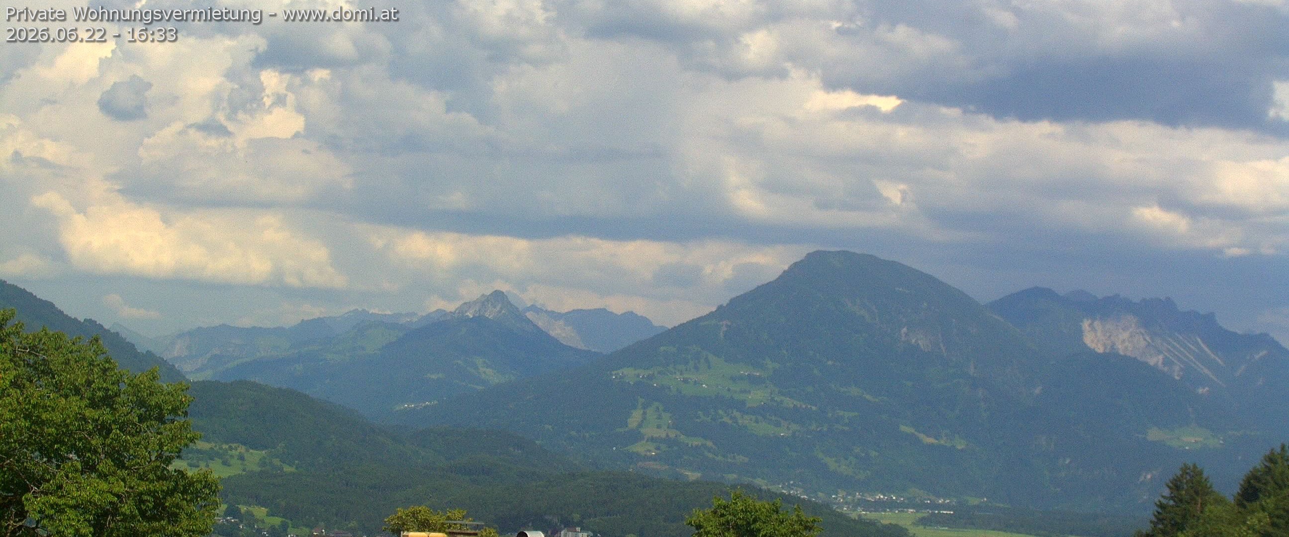 Archiv Foto Webcam Ausblick von Gampelün auf Walgau, Hoher Fraßen und Breithorn