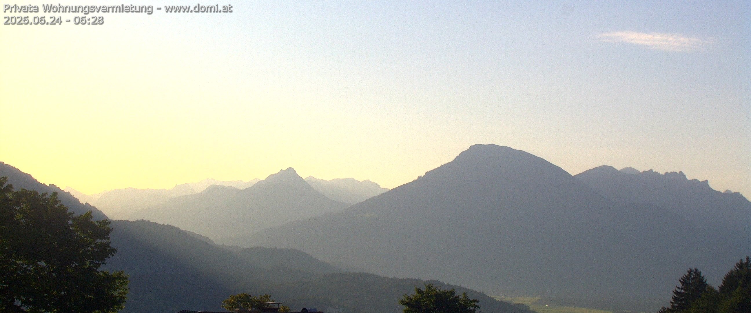 Archiv Foto Webcam Ausblick von Gampelün auf Walgau, Hoher Fraßen und Breithorn