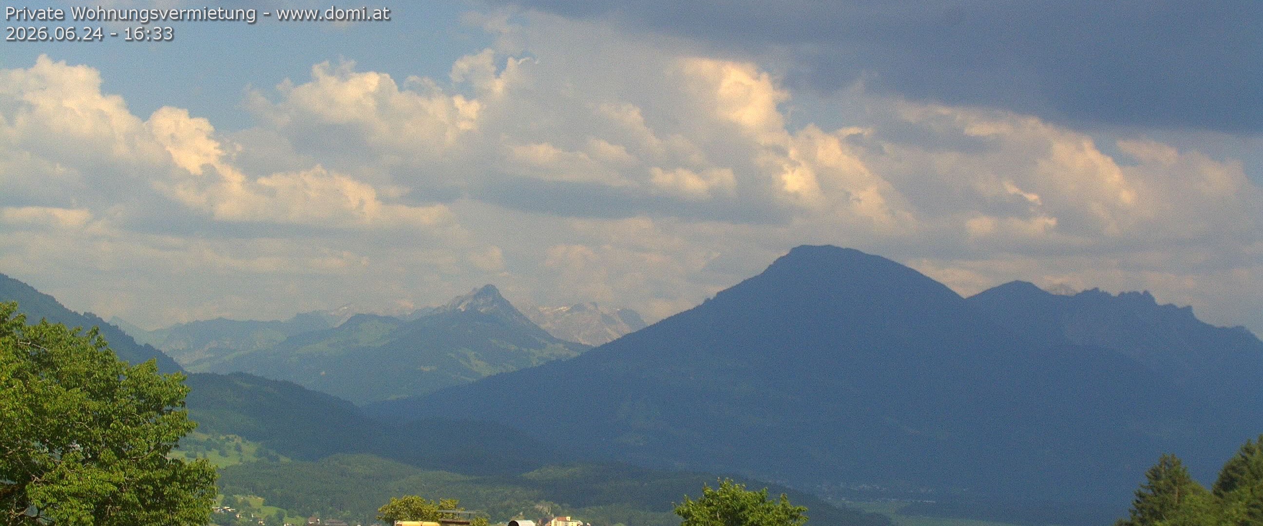 Archiv Foto Webcam Ausblick von Gampelün auf Walgau, Hoher Fraßen und Breithorn