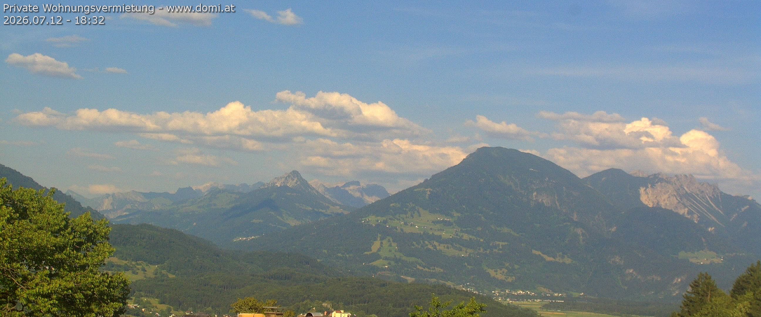 Archiv Foto Webcam Ausblick von Gampelün auf Walgau, Hoher Fraßen und Breithorn