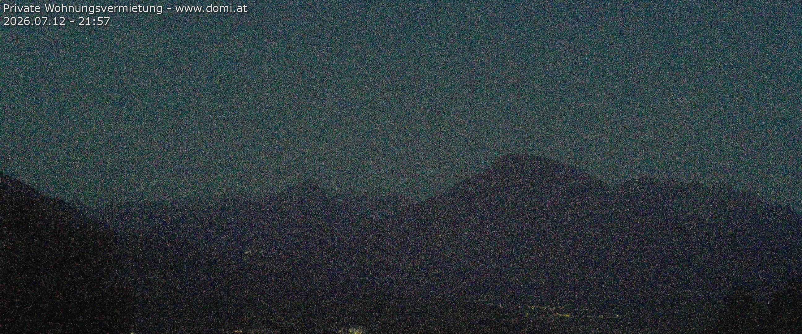 Archived image Webcam View of Walgau, Hoher Fraßen and Breithorn from Gampelün