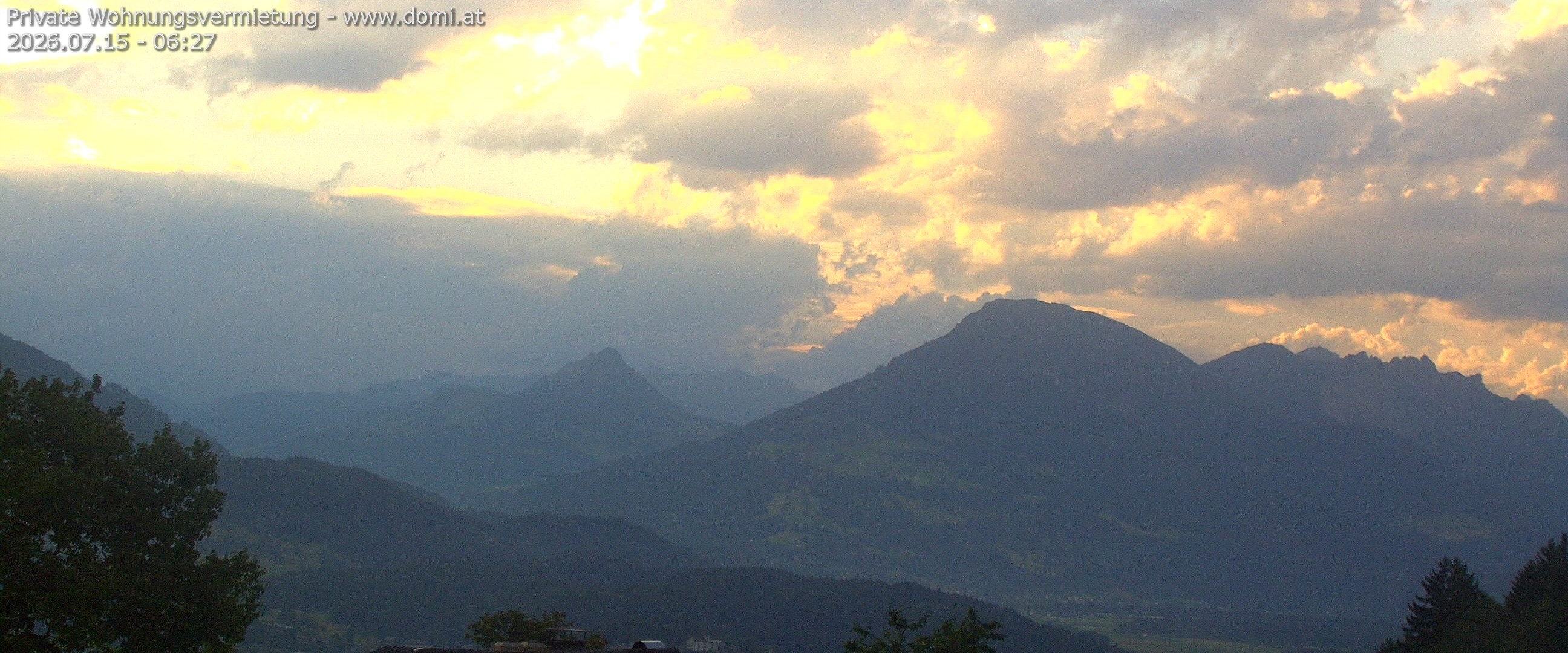 Archiv Foto Webcam Ausblick von Gampelün auf Walgau, Hoher Fraßen und Breithorn