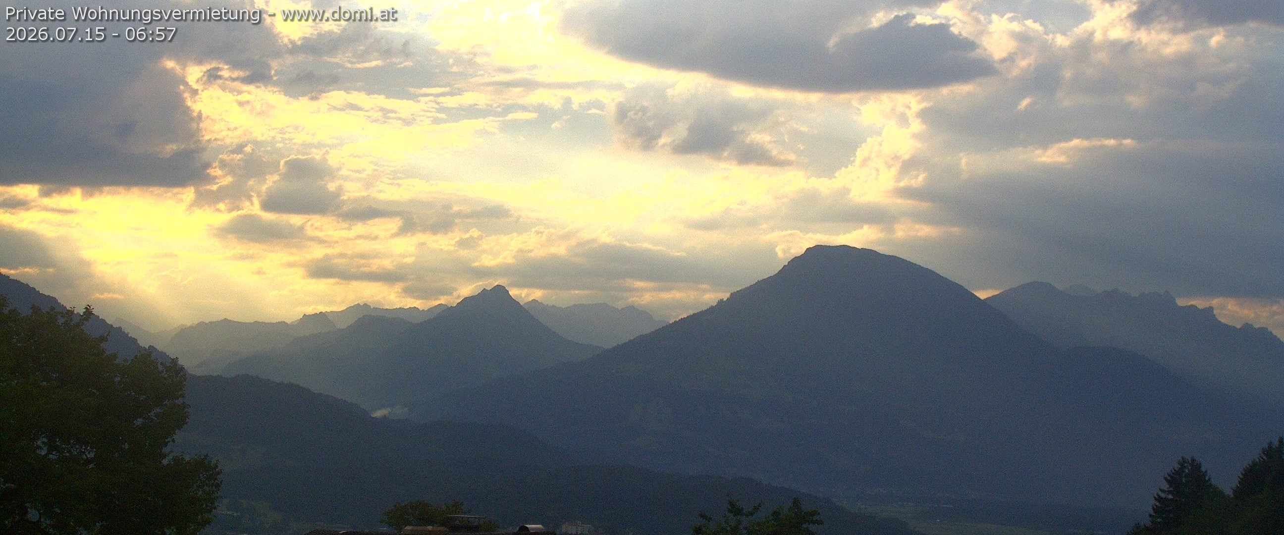 Archiv Foto Webcam Ausblick von Gampelün auf Walgau, Hoher Fraßen und Breithorn