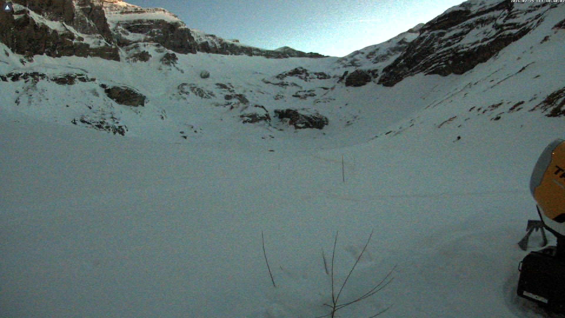 Archiv Foto Webcam Glacier 3000 Oldenalp – Oldenegg