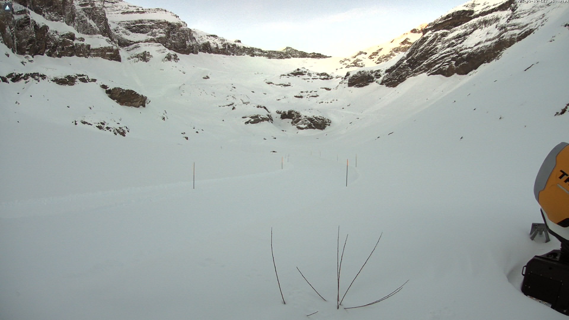 Archiv Foto Webcam Glacier 3000 Oldenalp – Oldenegg