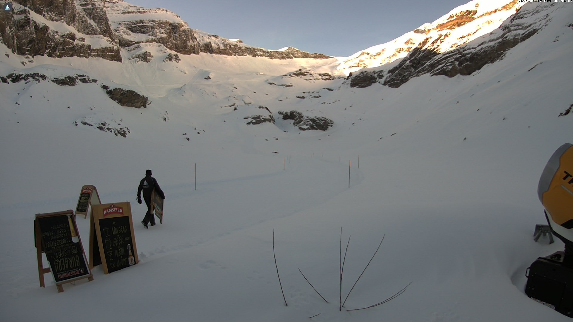 Archiv Foto Webcam Glacier 3000 Oldenalp – Oldenegg