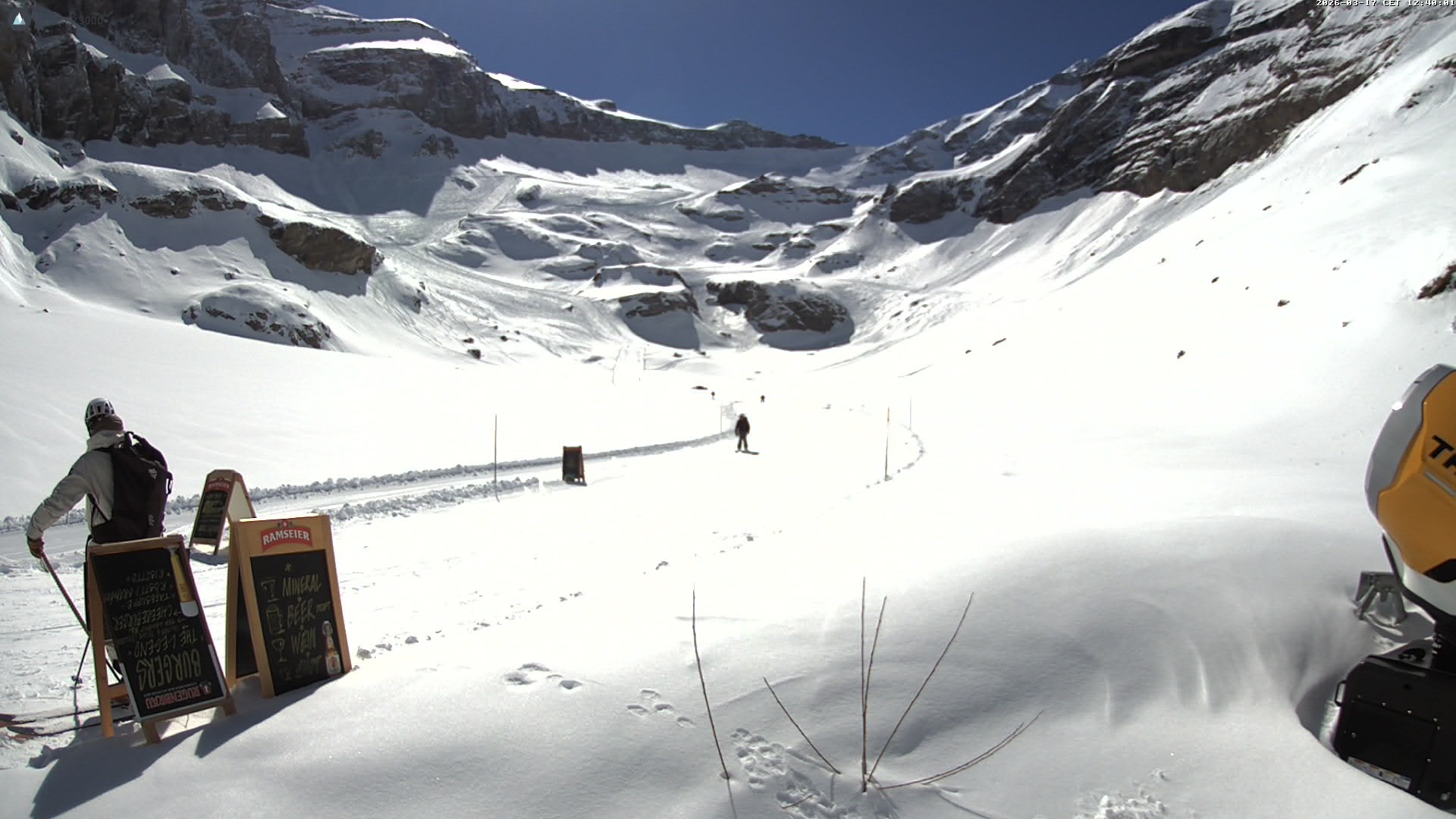 Archiv Foto Webcam Glacier 3000 Oldenalp – Oldenegg
