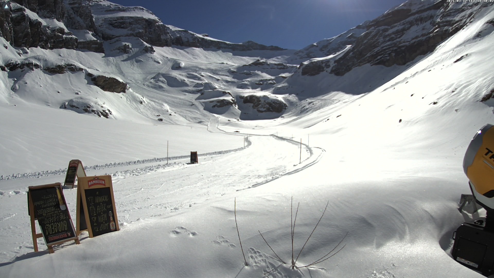 Archiv Foto Webcam Glacier 3000 Oldenalp – Oldenegg