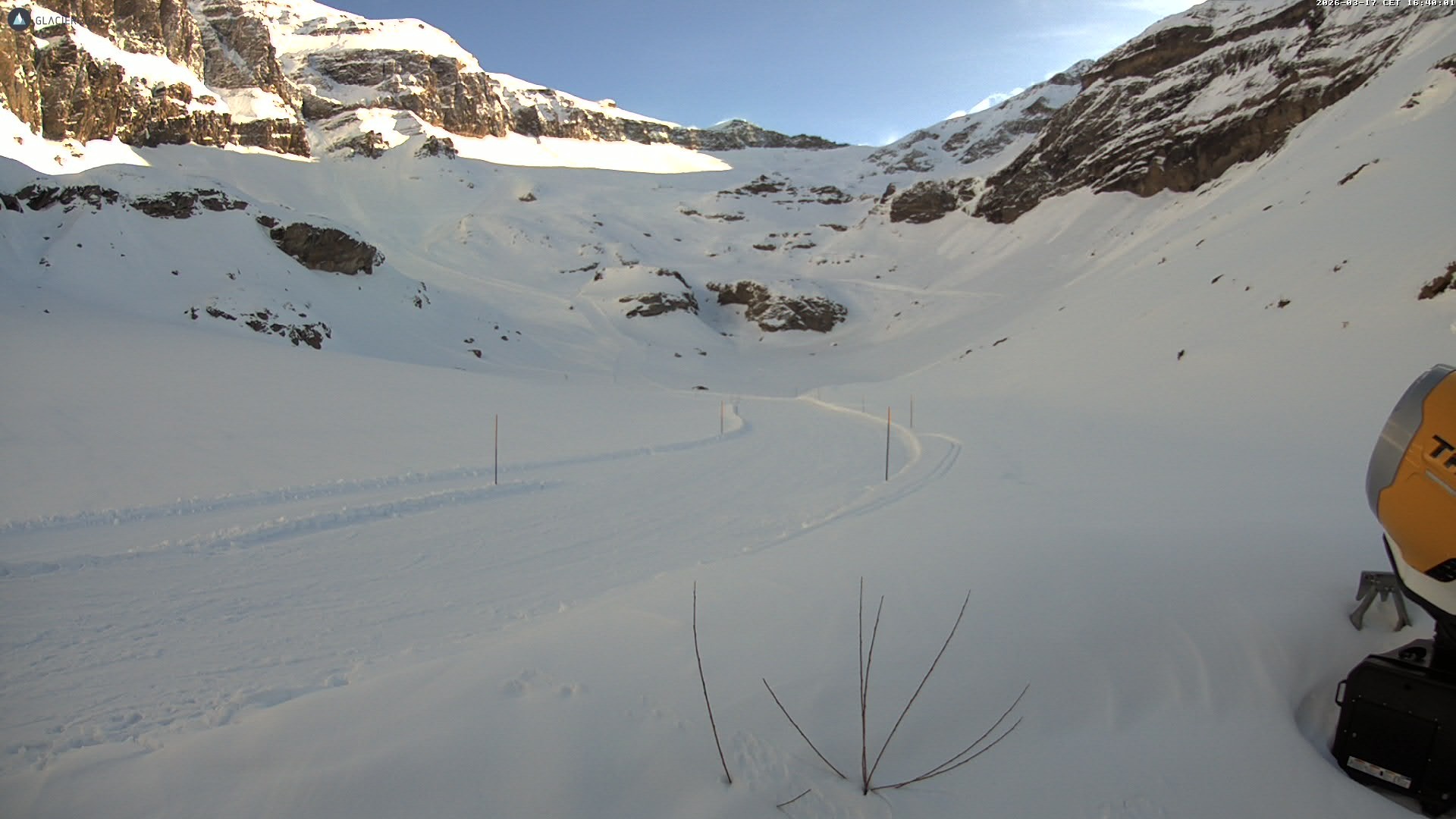 Archiv Foto Webcam Glacier 3000 Oldenalp – Oldenegg