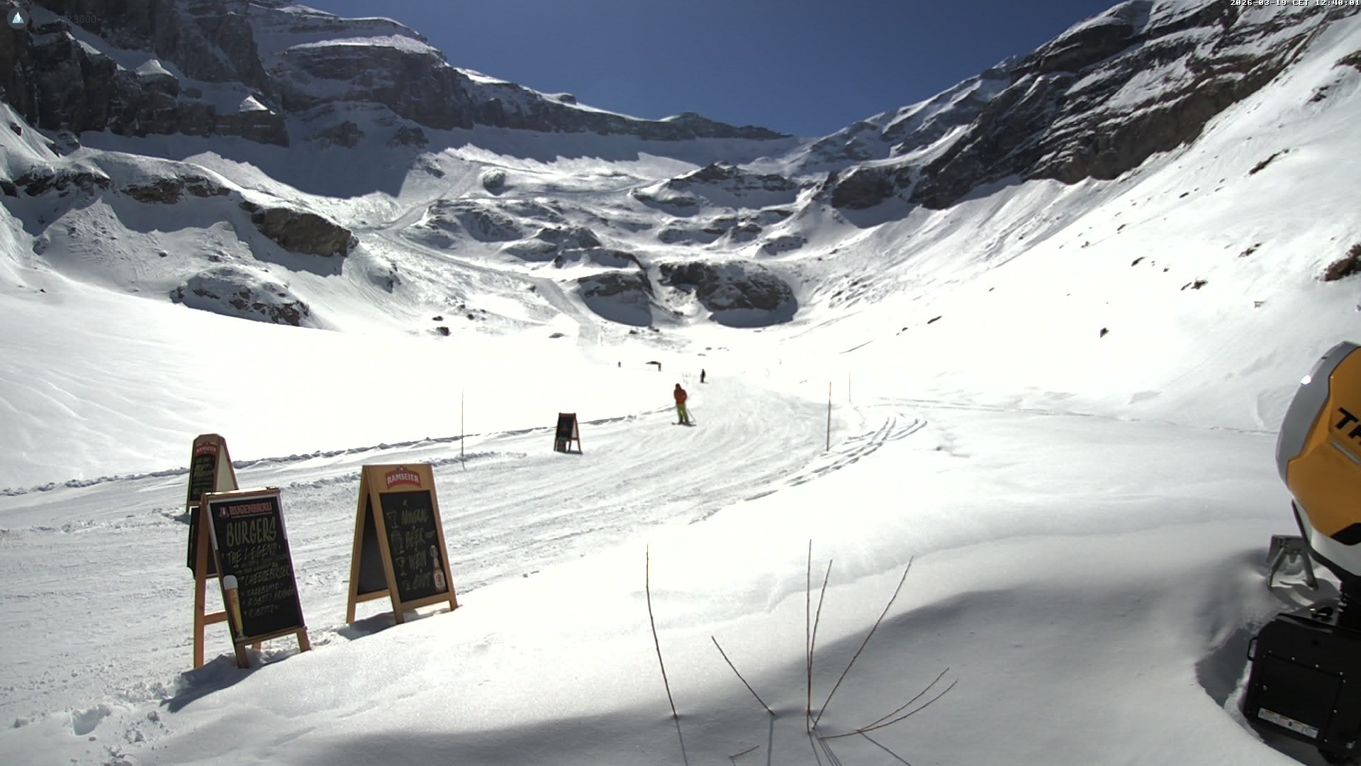 Archiv Foto Webcam Glacier 3000 Oldenalp – Oldenegg