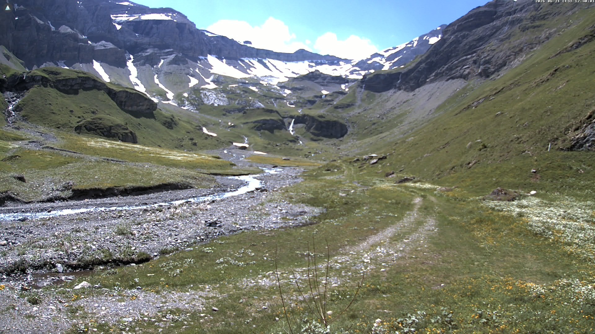 Archiv Foto Webcam Glacier 3000 Oldenalp – Oldenegg