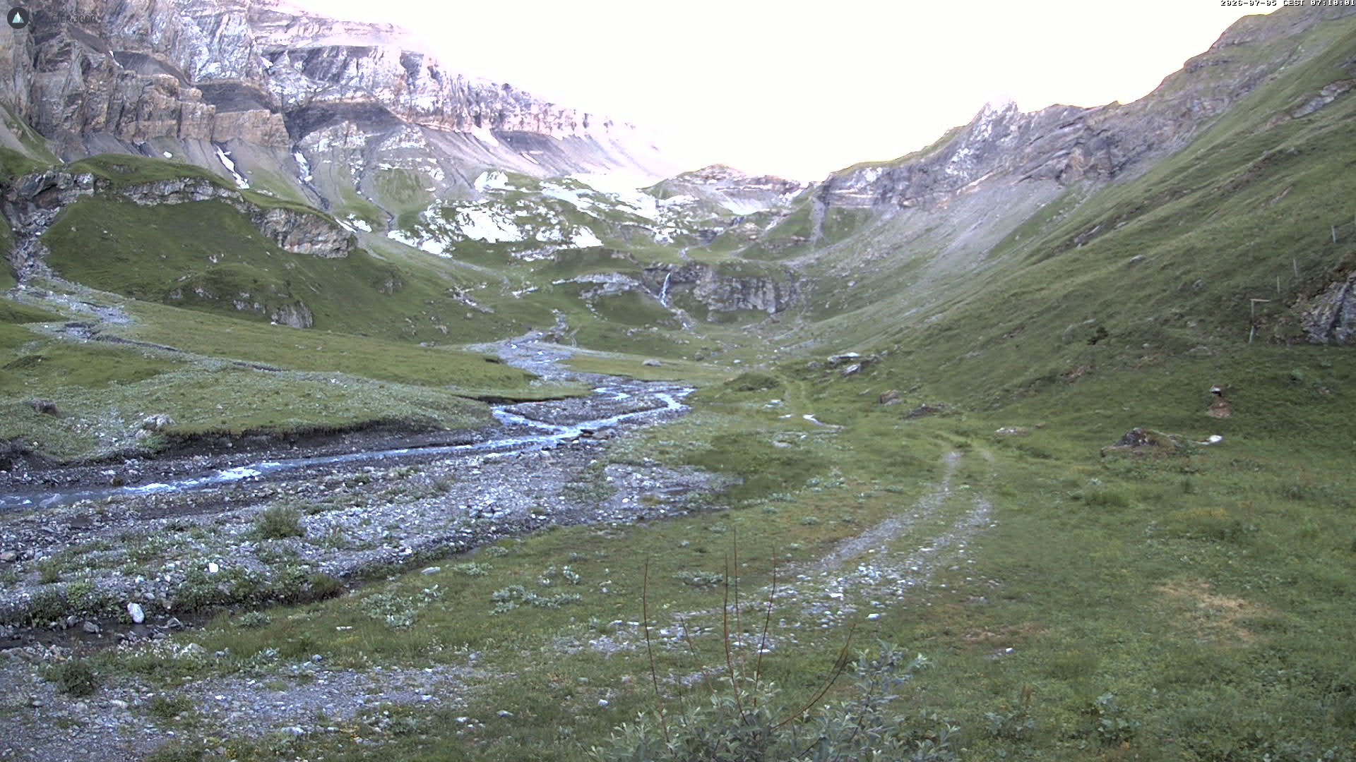 Archiv Foto Webcam Glacier 3000 Oldenalp – Oldenegg