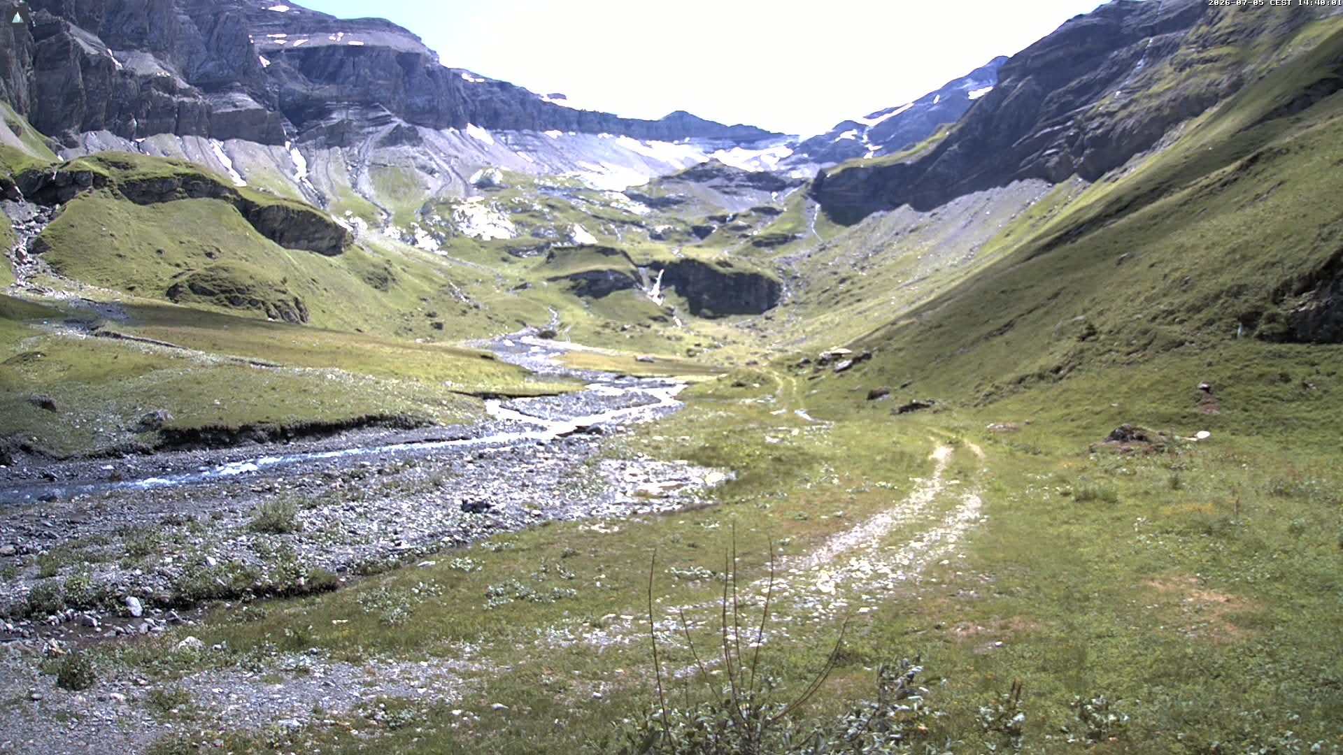 Archiv Foto Webcam Glacier 3000 Oldenalp – Oldenegg