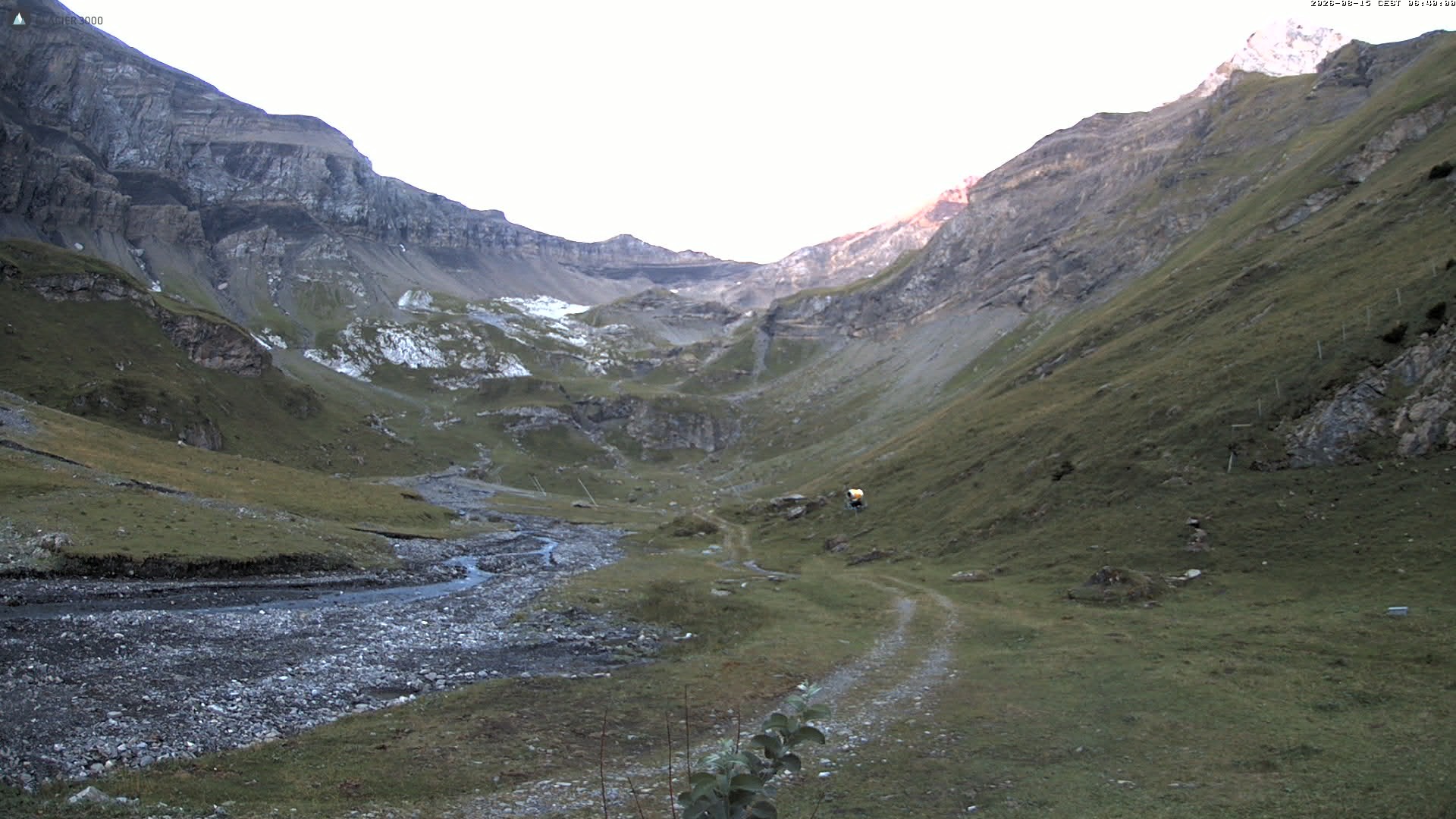 Archiv Foto Webcam Glacier 3000 Oldenalp – Oldenegg