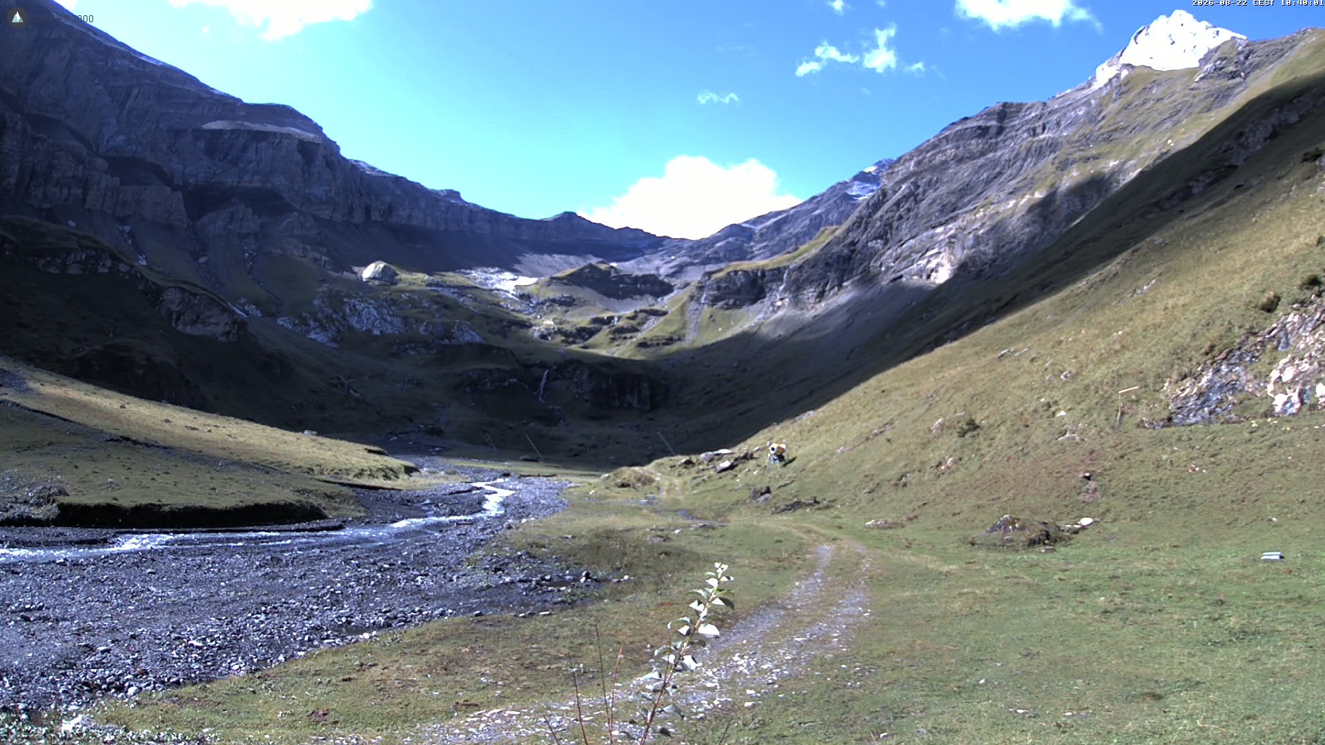 Archiv Foto Webcam Glacier 3000 Oldenalp – Oldenegg