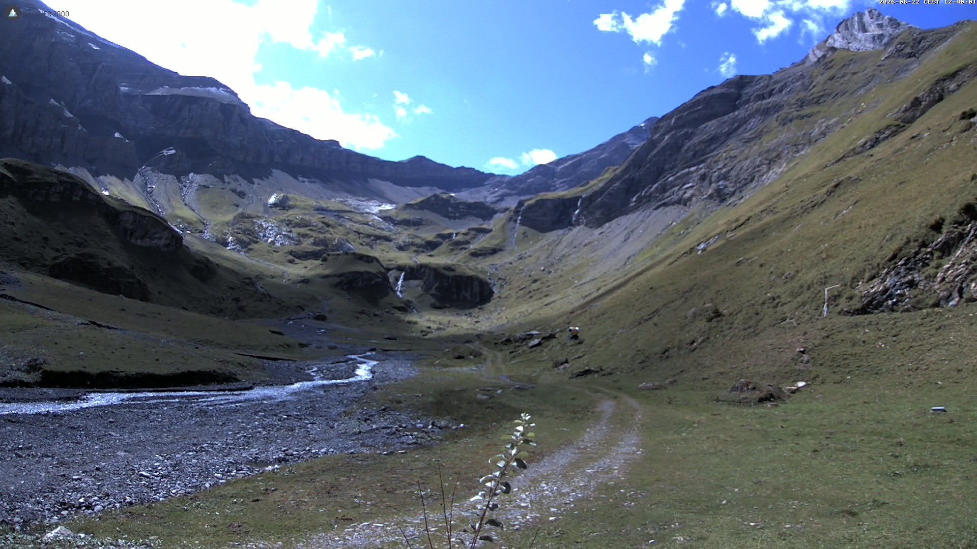 Archiv Foto Webcam Glacier 3000 Oldenalp – Oldenegg