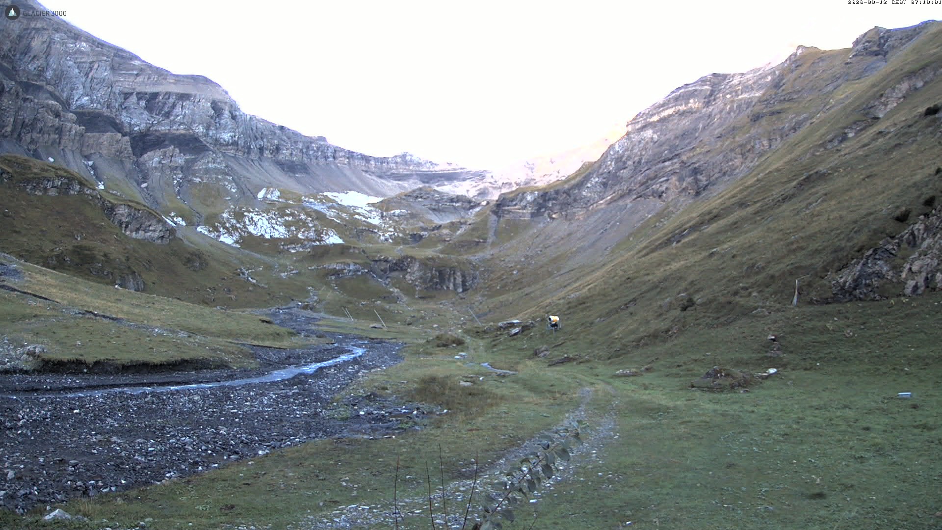 Archiv Foto Webcam Glacier 3000 Oldenalp – Oldenegg