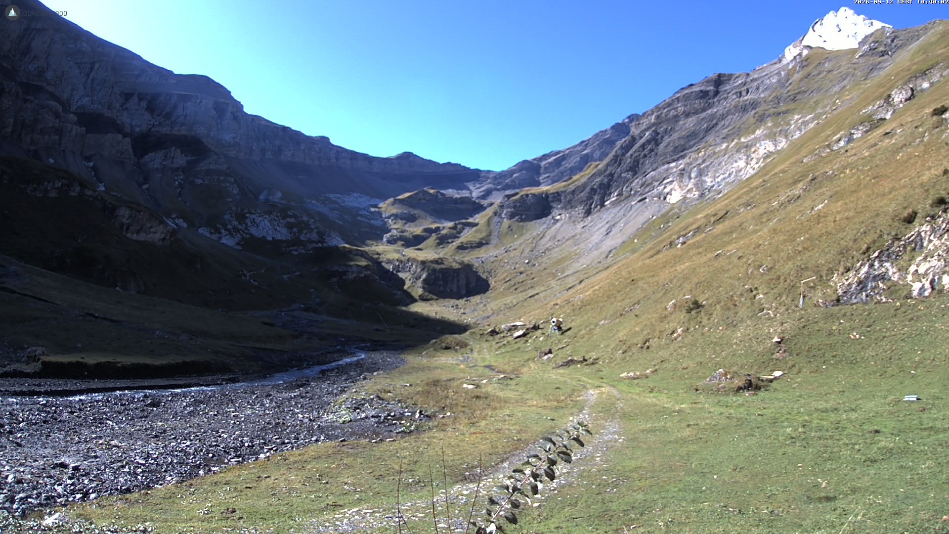 Archiv Foto Webcam Glacier 3000 Oldenalp – Oldenegg