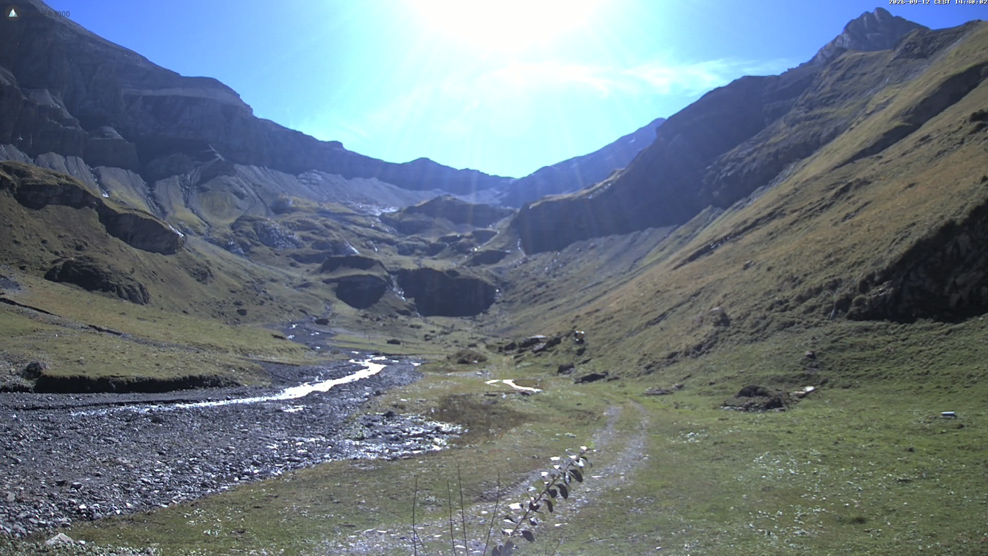 Archiv Foto Webcam Glacier 3000 Oldenalp – Oldenegg