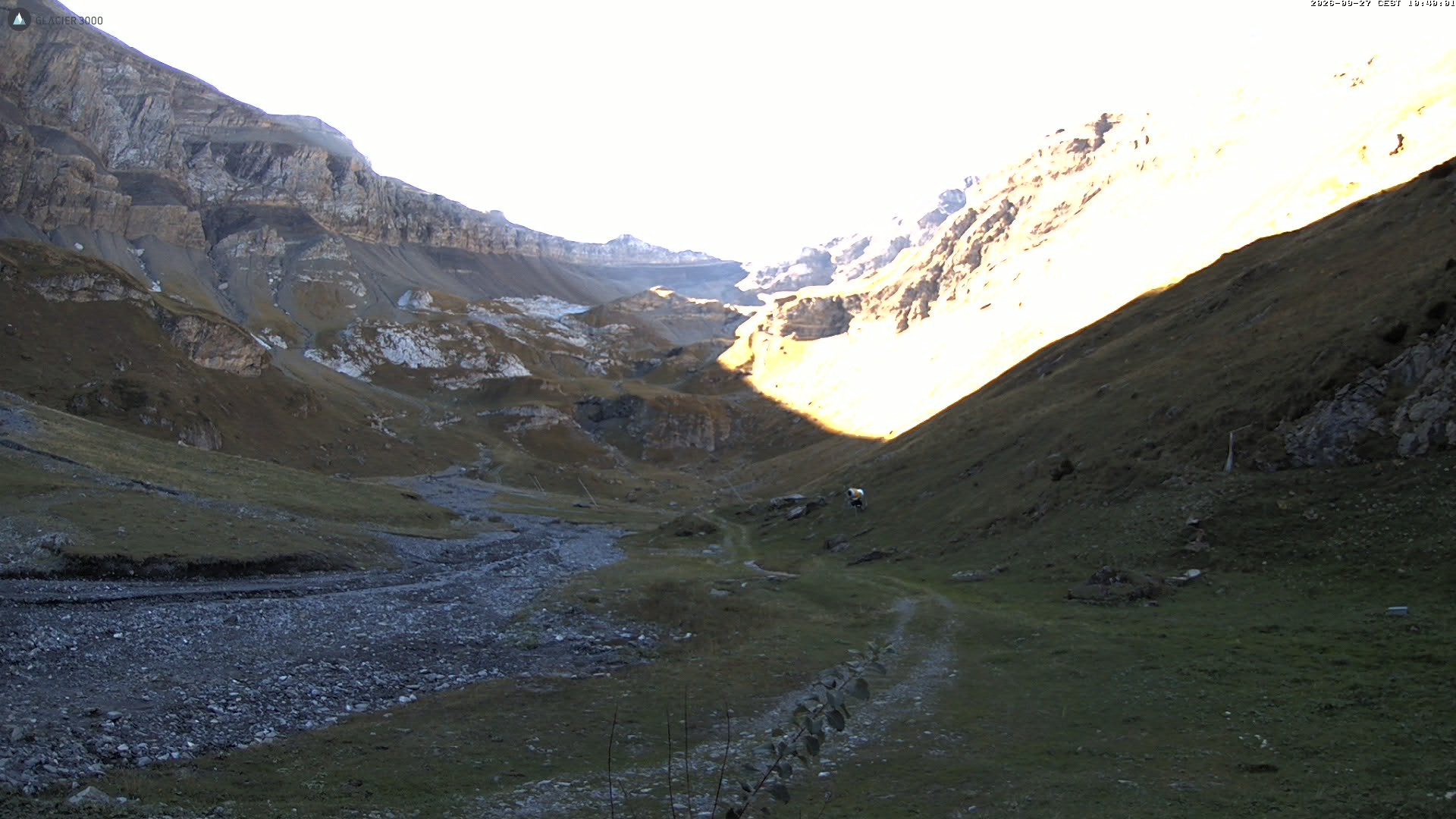 Archiv Foto Webcam Glacier 3000 Oldenalp – Oldenegg