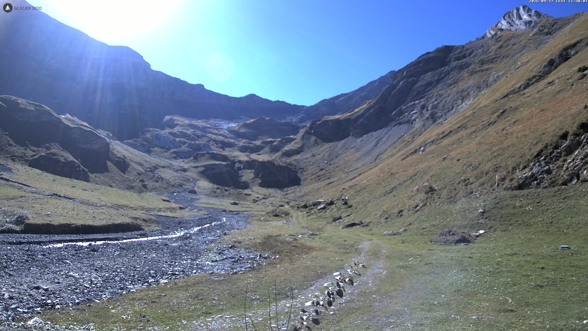 Archiv Foto Webcam Glacier 3000 Oldenalp – Oldenegg