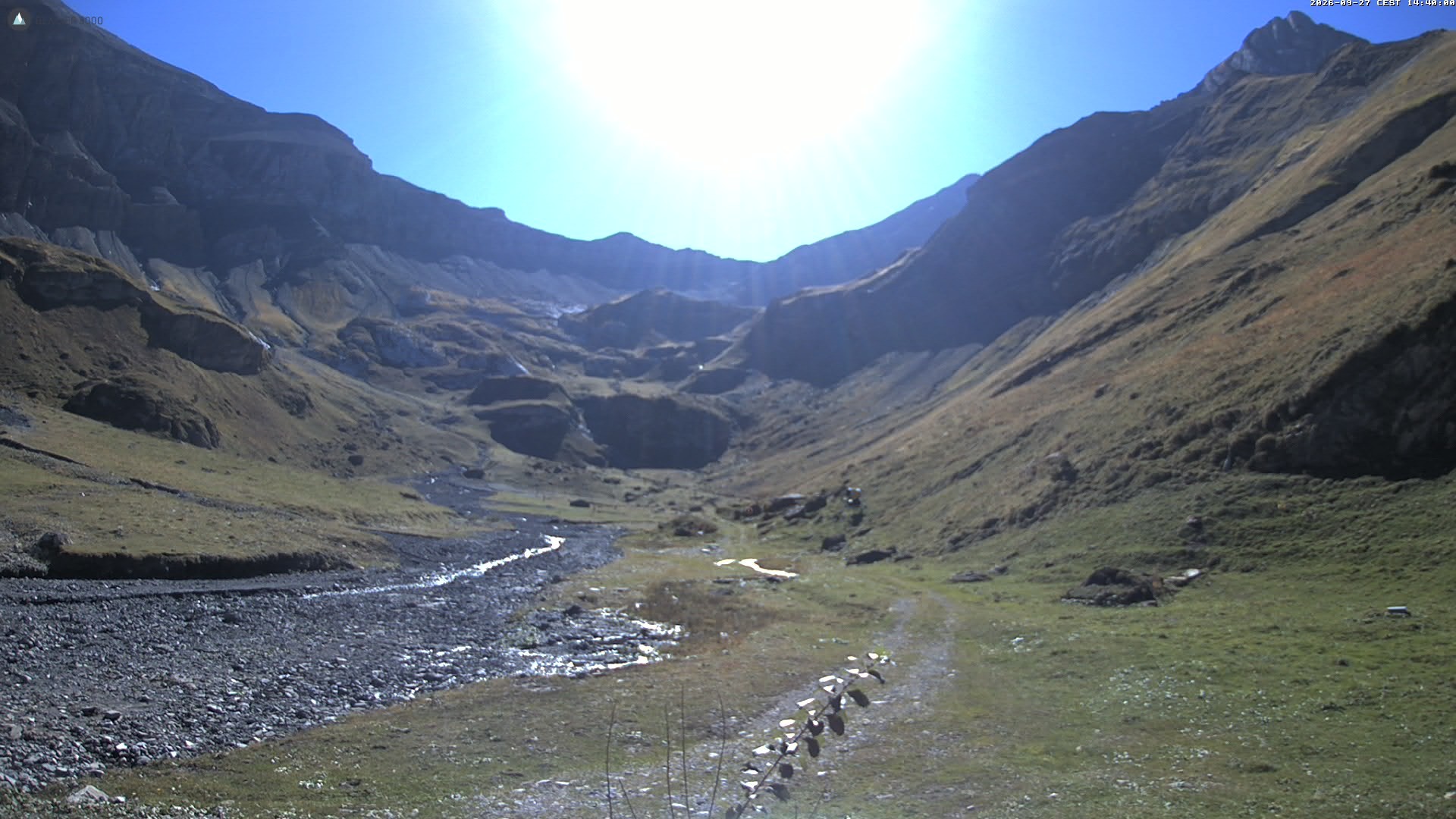Archiv Foto Webcam Glacier 3000 Oldenalp – Oldenegg