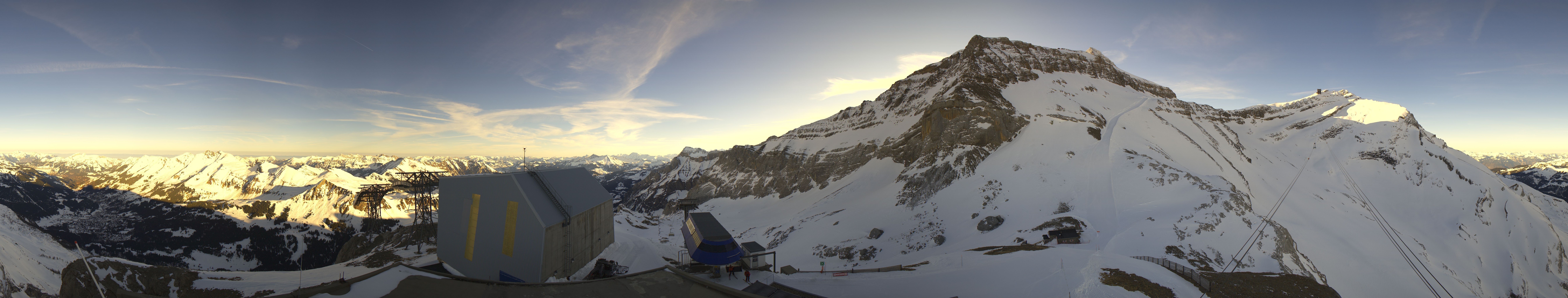 Archiv Foto Webcam Glacier 3000: Station Cabane