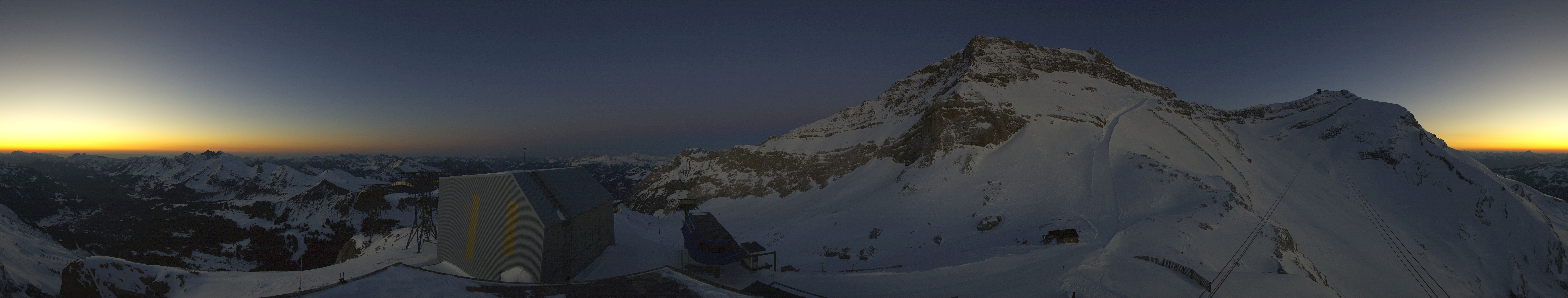 Archived image Webcam Glacier 3000: View from Cabane station