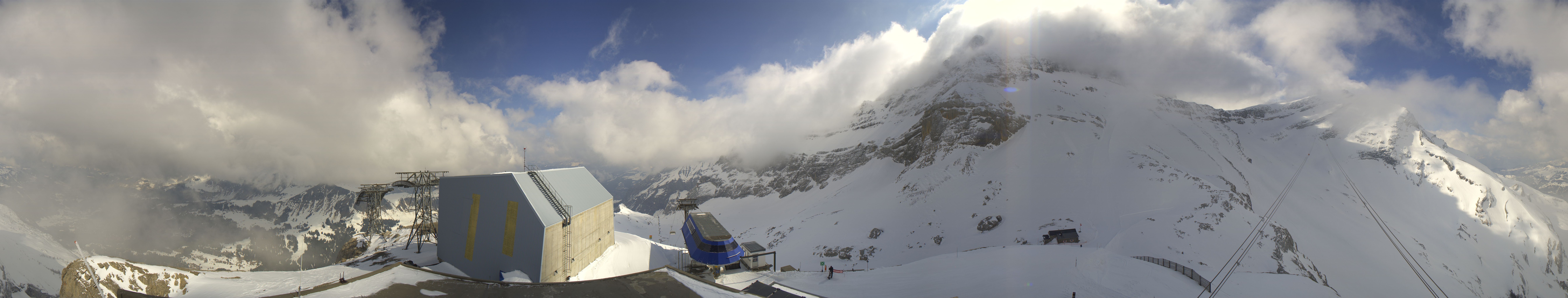 Archiv Foto Webcam Glacier 3000: Station Cabane