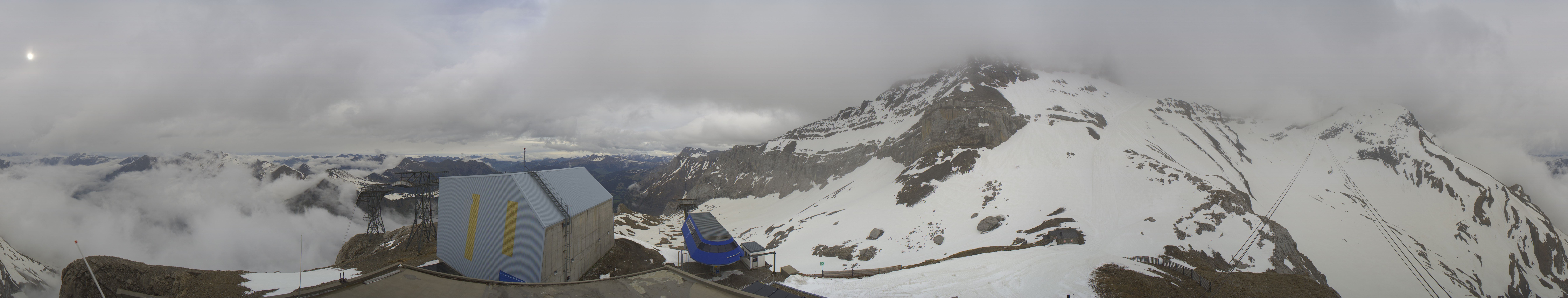 Archiv Foto Webcam Glacier 3000: Station Cabane