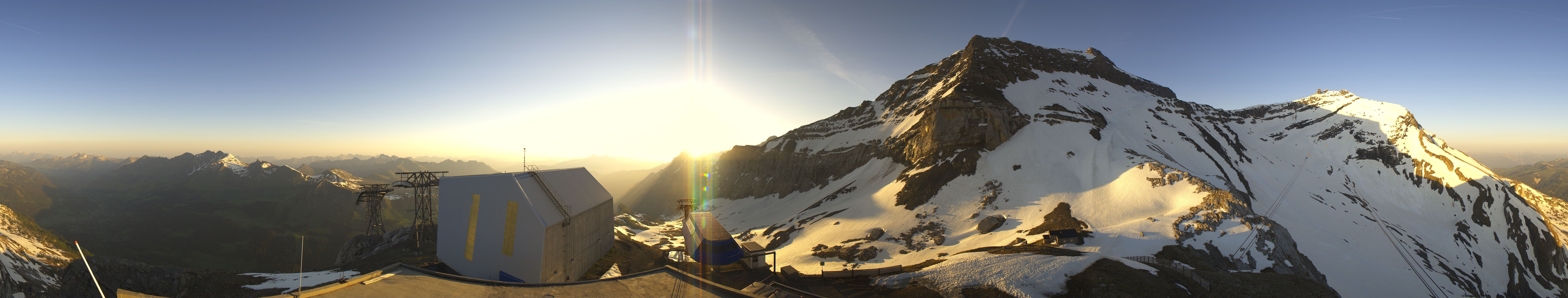 Archiv Foto Webcam Glacier 3000: Station Cabane