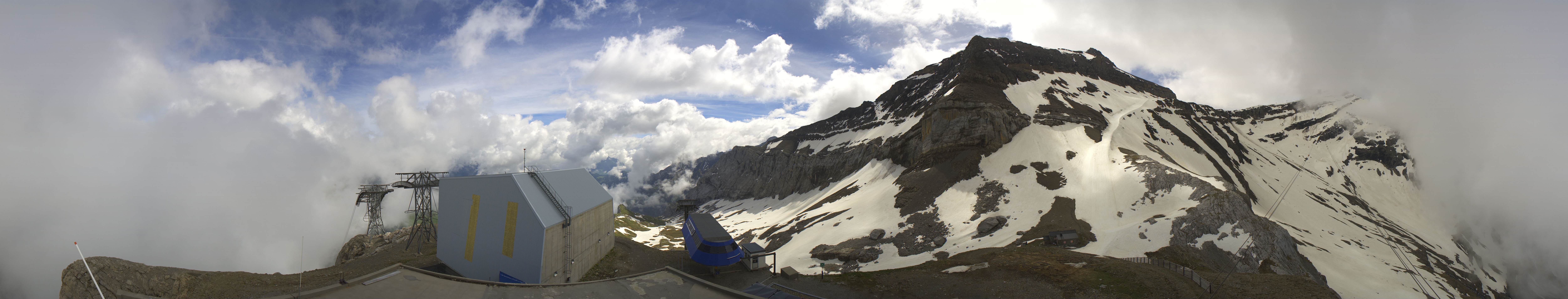 Archiv Foto Webcam Glacier 3000: Station Cabane