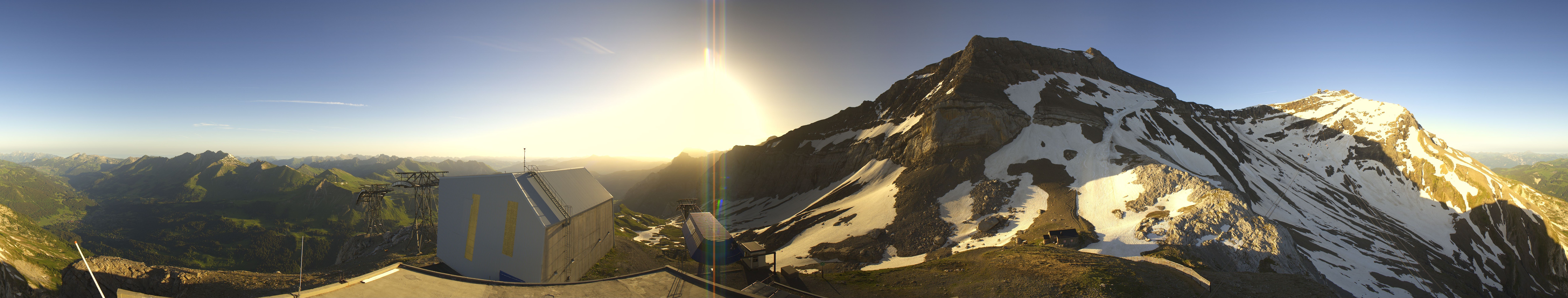 Archived image Webcam Glacier 3000: View from Cabane station