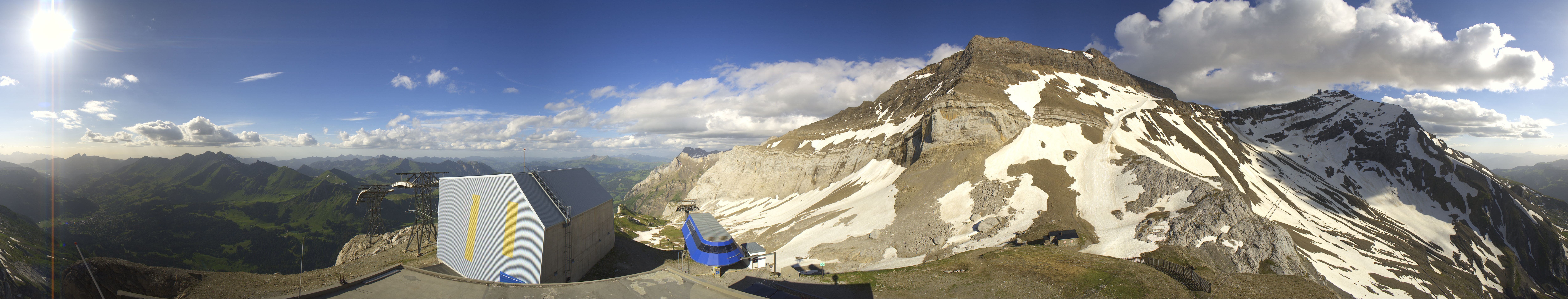 Archived image Webcam Glacier 3000: View from Cabane station