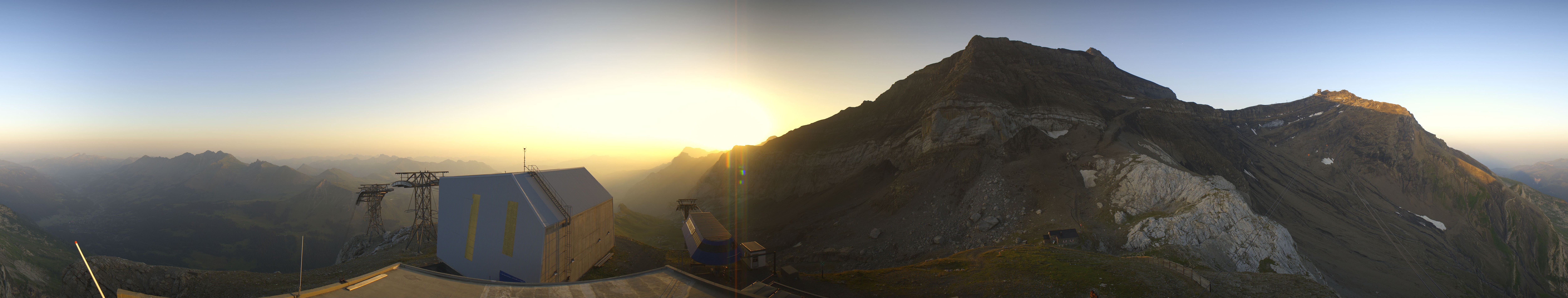 Archiv Foto Webcam Glacier 3000: Station Cabane