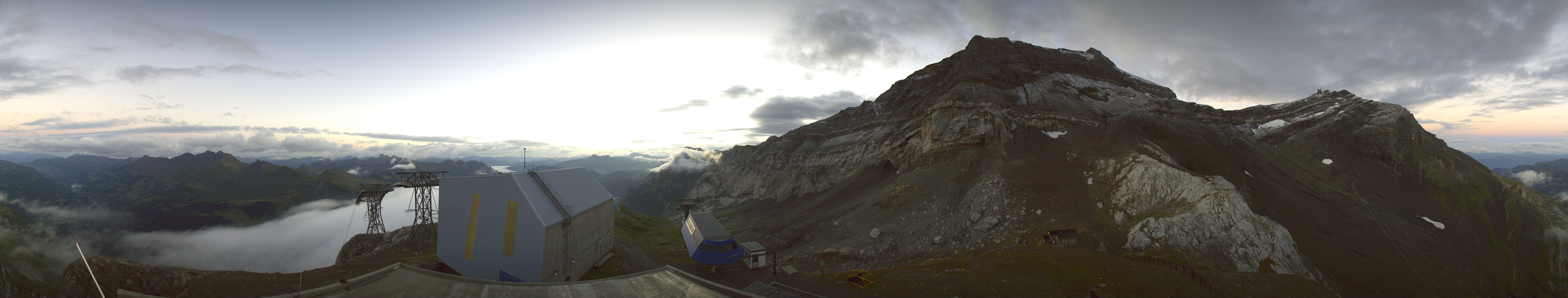 Archiv Foto Webcam Glacier 3000: Station Cabane