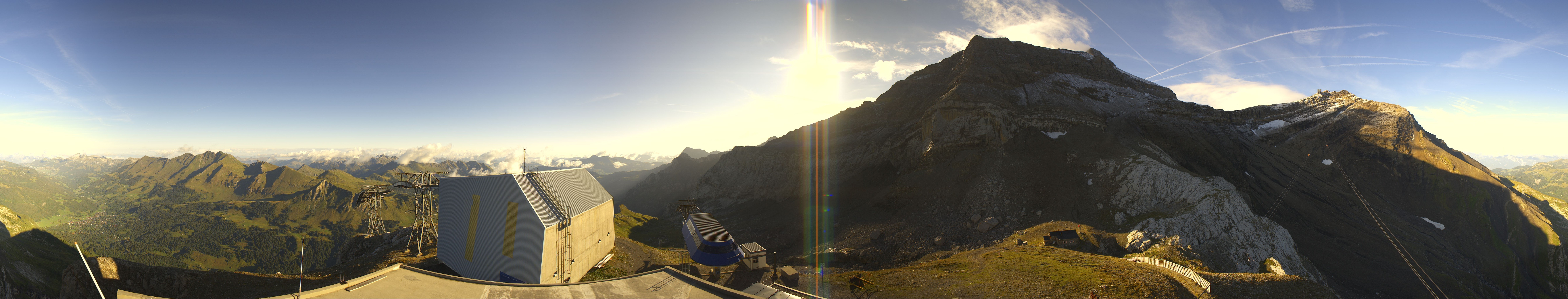 Archiv Foto Webcam Glacier 3000: Station Cabane
